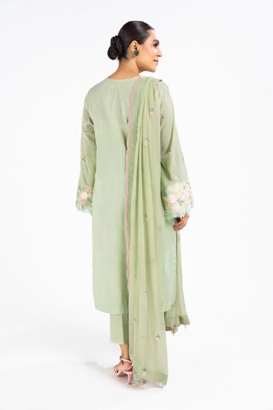 4 Pc Embroidered Lawn Shirt With Embroidered Poly Chiffon Dupatta